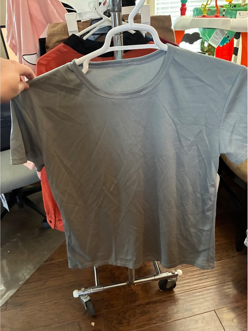 Gray short sleeve t-shirt